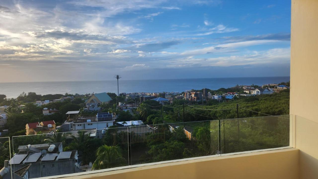 Seaview Luxury Appartment Flic-en-Flacq エクステリア 写真